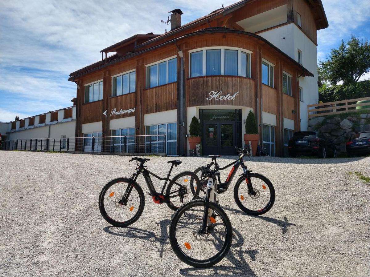Hotel Amaten บรูนิโก ภายนอก รูปภาพ