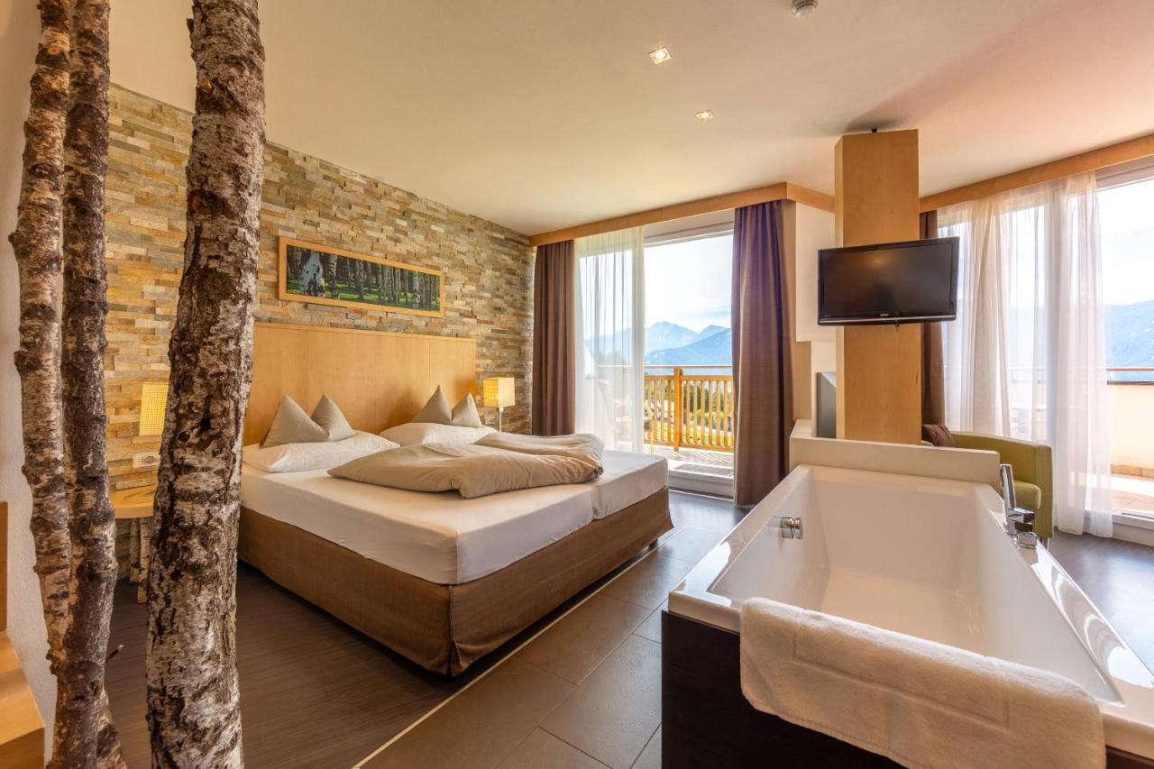 Hotel Amaten บรูนิโก ภายนอก รูปภาพ