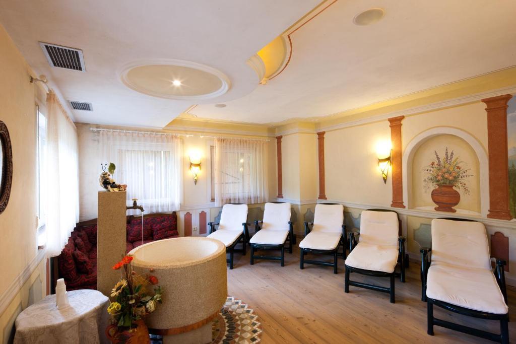 Hotel Amaten บรูนิโก ภายนอก รูปภาพ